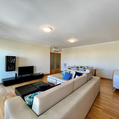 公寓 Stylish 2 By Homing 法鲁区