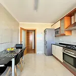 Stylish 2 By Homing Appartement District de Faro